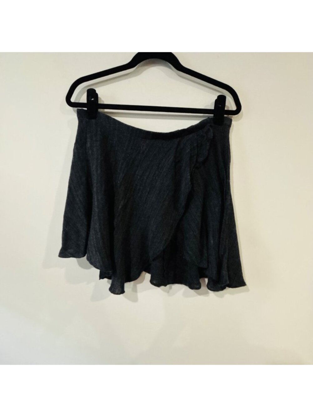 Brandy Melville Heather Grey Skater Mini Skirt